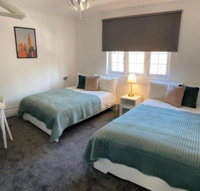 CAMDEN TOWN PARKWAY ROOMS